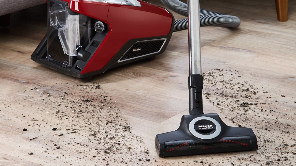 Miele Blizzard CX1 Cat and Dog Bagless Vacuum Cleaner Joyce Mayne