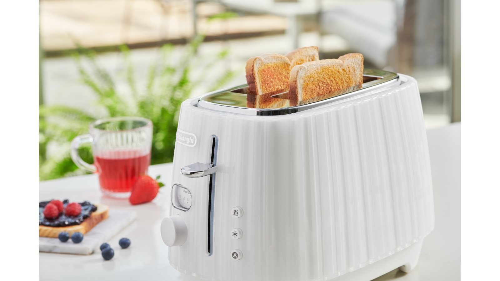 DeLonghi Ballerina 2 Slice Toaster Opaline White Joyce Mayne