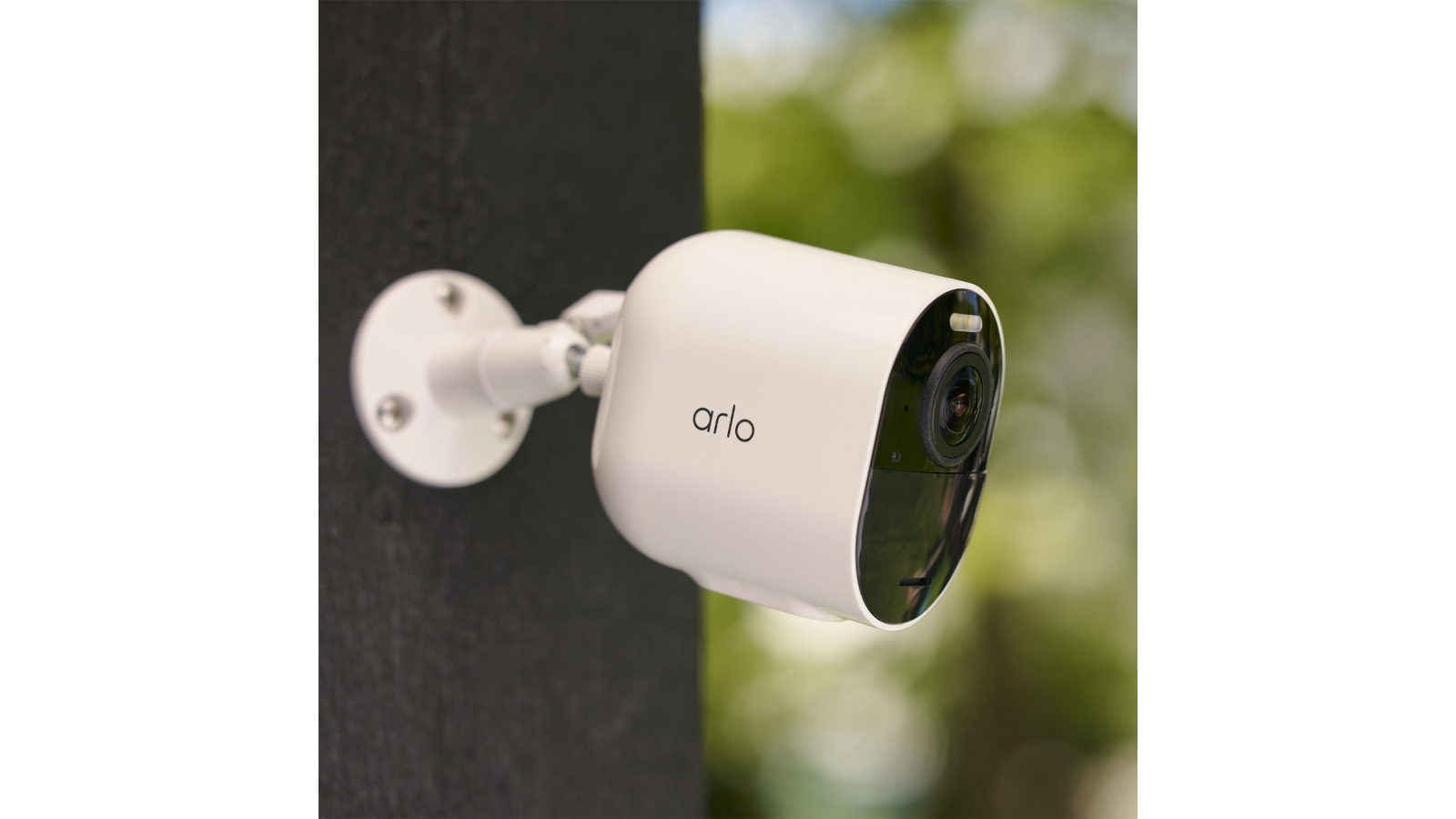 Arlo Ultra Security Camera 4K (3rd Gen) 4-Camera and Solar Panel