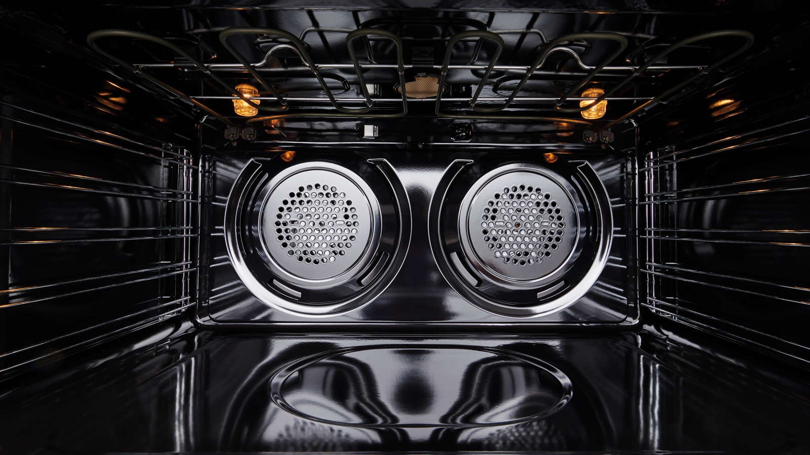 Westinghouse 900mm Pyrolytic Induction Freestanding Oven with AirFry