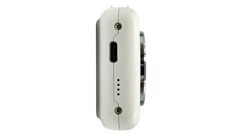 YASHICA x Hello Kitty Digital Camera DZ-100 (White) | YASHICA OP